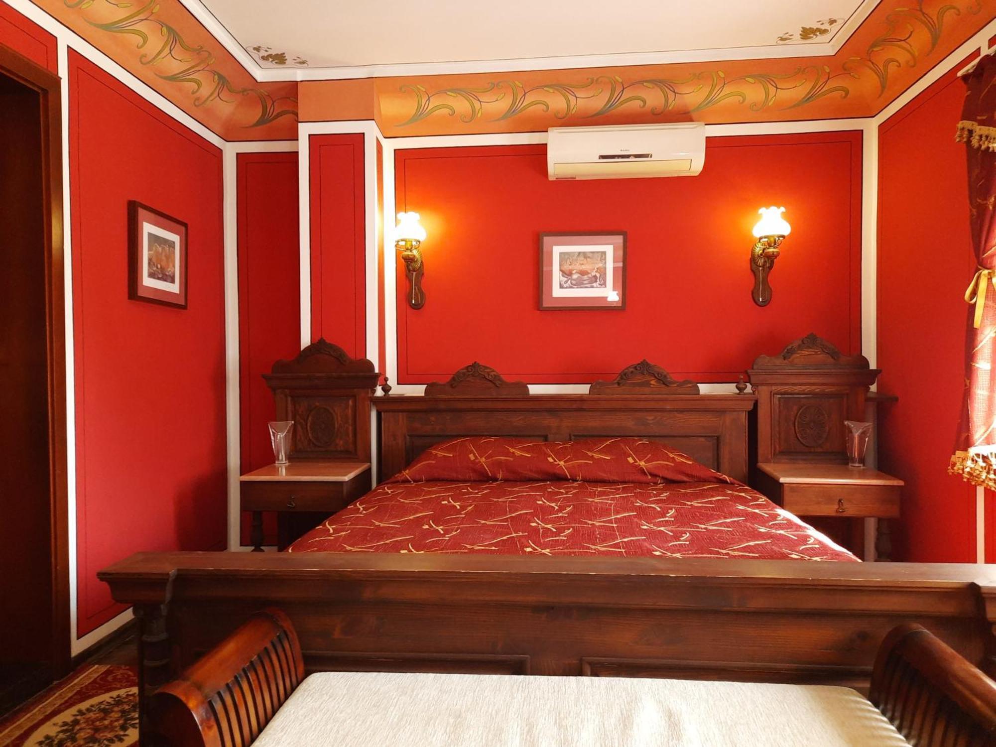 Family Hotel At Renaissance Square Plovdiv Eksteriør billede